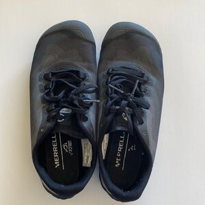 Merrell minimalist shoe women’s 6 six black CrossFit running